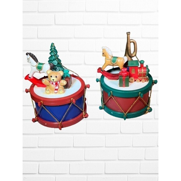 Vintage Christmas Around The World Toy Drum Ornaments Set of Three - Picture 9 of 14